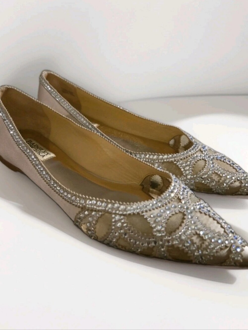 Badgley Mischka Embellished Rhinestone Champagne Beige Flats 10 Mesh Cutouts